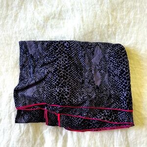 Acacia Kuau Sarong 100% cotton snake print